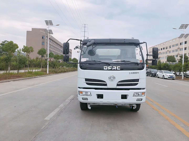 東風福瑞卡灑水車圖片